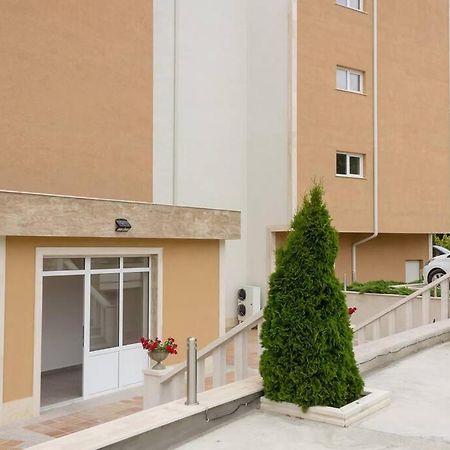 Perfect Summer Vacation Rental - One-Bedroom Flat By Flat Mаnager Топола Екстериор снимка