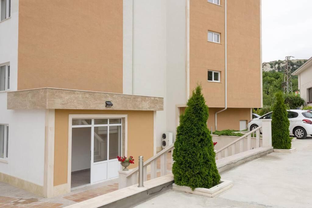 Perfect Summer Vacation Rental - One-Bedroom Flat By Flat Mаnager Топола Екстериор снимка