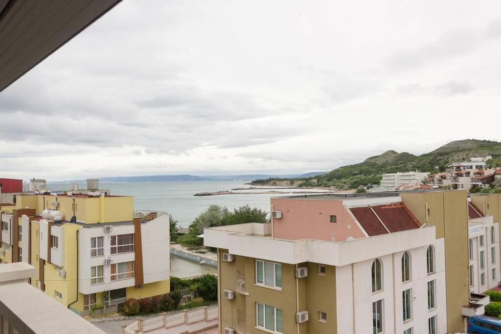 Perfect Summer Vacation Rental - One-Bedroom Flat By Flat Mаnager Топола Екстериор снимка