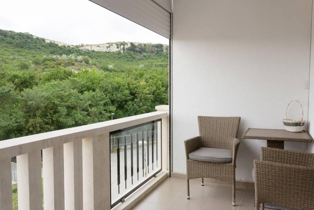 Perfect Summer Vacation Rental - One-Bedroom Flat By Flat Mаnager Топола Екстериор снимка